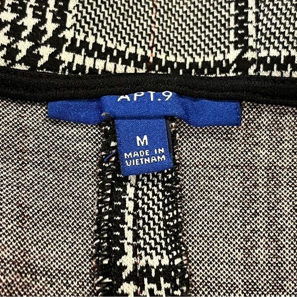 Sleeveless Black and White houndstooth Plaid print knee length Dress - Picture 7 of 12